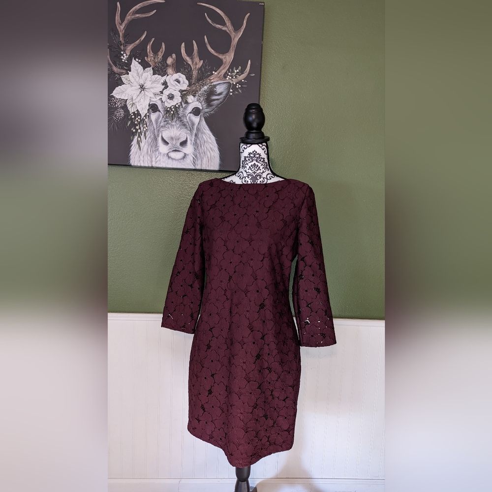 Size 12 Diane Von Furstenberg Sarita flower lace dress